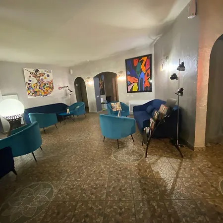 La Roseliere Hotel